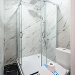 Otel No 9 *