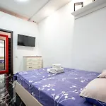 Otel No 9 *