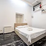 No 9 Hotel